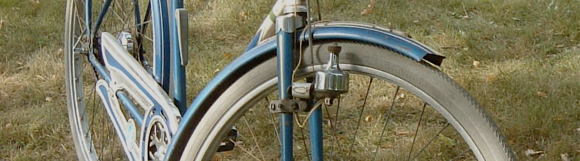 velo avec dynamo bouteille