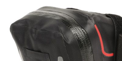zip étanche d'une sacoche de vélo
