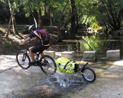remorque velo monoroue cyclotourisme