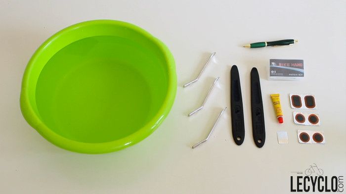 Materiel reparation crevaison velo