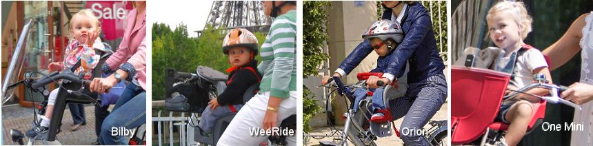 Enfants sur sièges vélo bébés